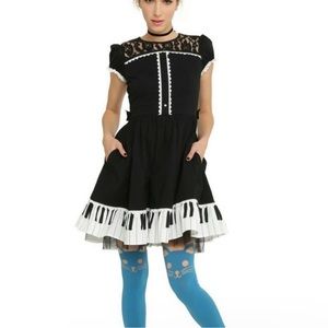 Hot Topic Piano Key Ruffle Dress (Small)